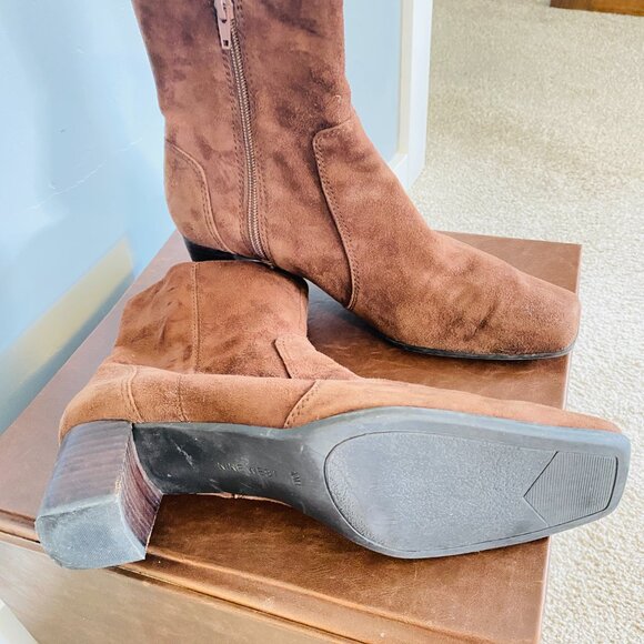 Nine West Chocolate Brown Suede Boots, W 10 - Picture 2 of 4
